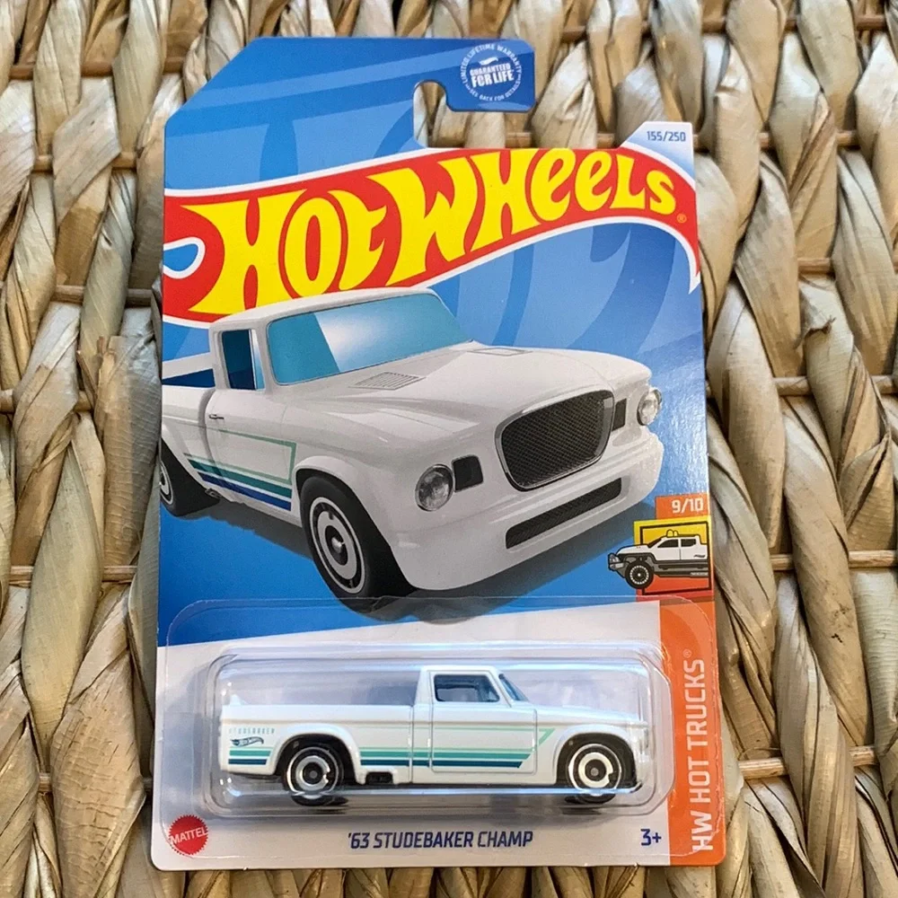 Hot Wheels 63 Studebaker Champ White PickUp Truck Low Rider HW Hotwheels New